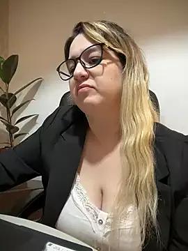 amooraaamoon from StripChat