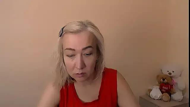 Amor_fati_ from StripChat is Freechat