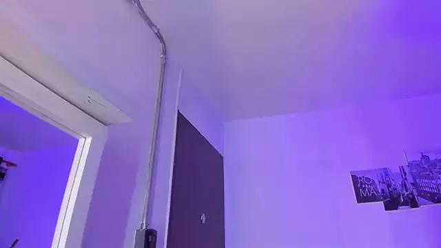 Amy_Kiitty_ from StripChat is Freechat