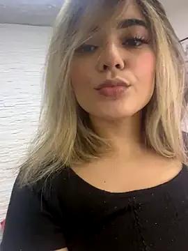 Amy_thompson01 from StripChat is Freechat