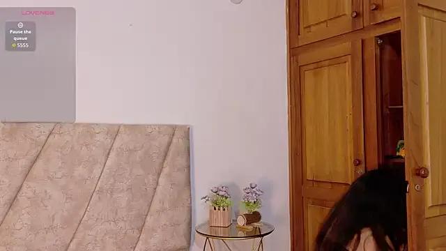 Try our streaming cams variety and talk on a personal level with our adorable girls streamers, showing off their bountiful shapes and dildos.