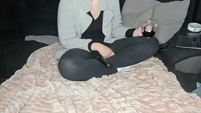 Ana-05 from StripChat
