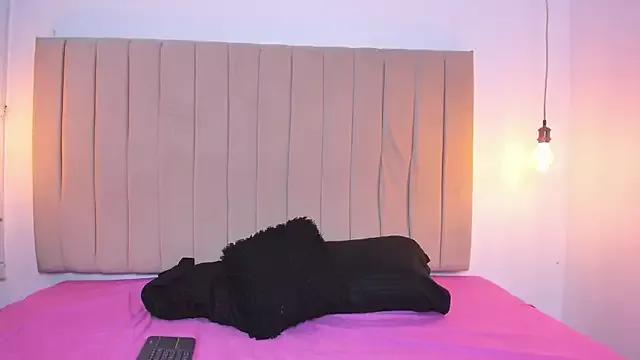 ana_foxi from StripChat