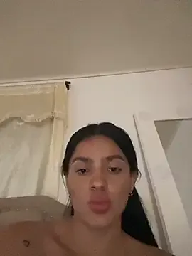 AnaaFaith_ on StripChat 