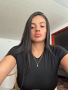 AnaaFaith_ on StripChat 