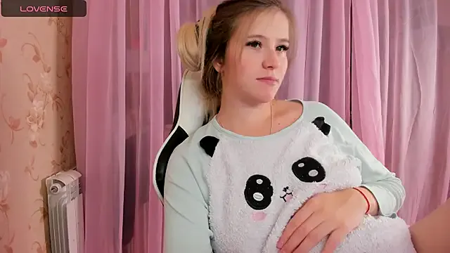 Anabel-Candy from StripChat is Freechat