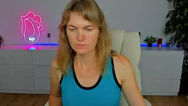 Anabell_xxx from StripChat is Freechat