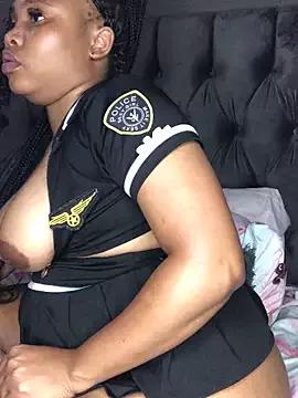 Anaelle24 from StripChat