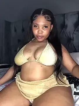 Anaelle24 from StripChat
