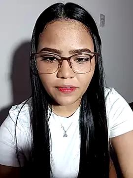 anahi_evans19 from StripChat
