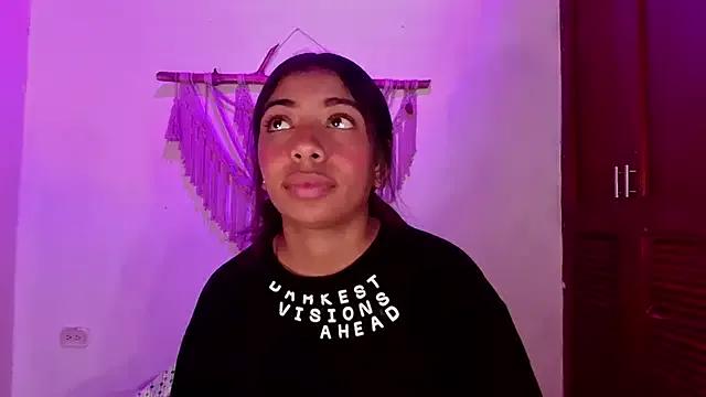 anais_tgn from StripChat
