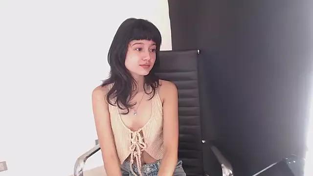 AnaisVelvet7 from StripChat is Freechat