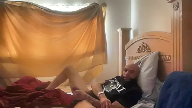 ANAKONDA_KIING on StripChat 