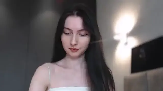 AnaMoonlight from StripChat is Freechat