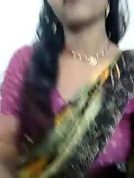 AnanyaKapoor89 from StripChat
