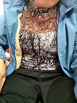 Anaoothy from StripChat