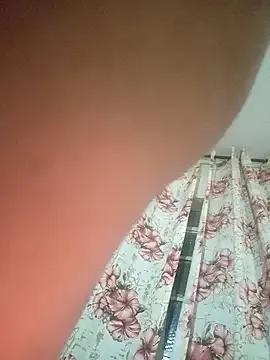 Anarabuda25 from StripChat is Freechat