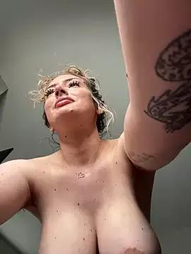 Anaruru222 from StripChat