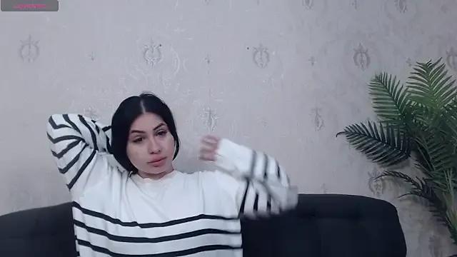 AnaysDivine from StripChat