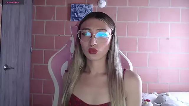 Try our streaming cams variety and talk on a personal level with our adorable girls streamers, showing off their bountiful shapes and dildos.