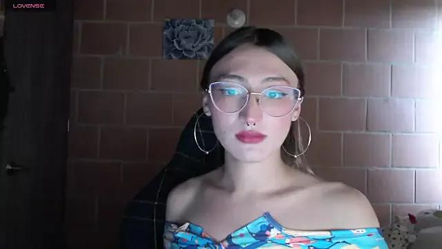 Andrea_camilaaa from StripChat is Freechat