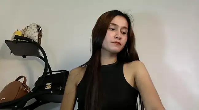 AndreaHalecumx16 from StripChat is Freechat