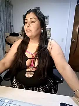 AndreaKinky from StripChat is Freechat