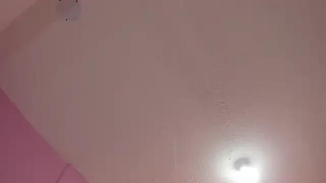 AndreaSweet2 from StripChat is Freechat