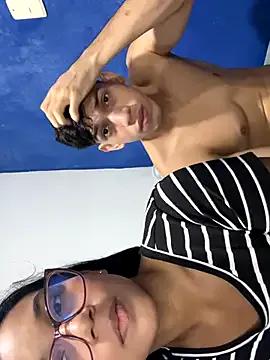 Andres-Andrea1922 from StripChat is Freechat
