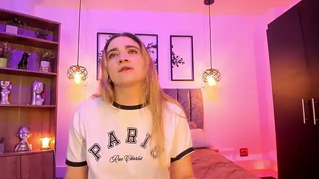 Try our streaming cams variety and talk on a personal level with our adorable girls streamers, showing off their bountiful shapes and dildos.
