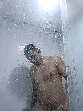 Andyy_Carterr from StripChat is Freechat