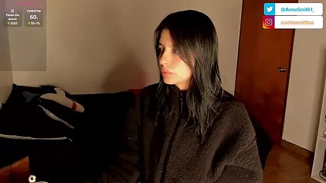 AneeSmith_ from StripChat is Freechat