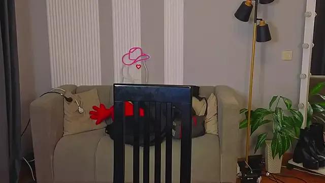 Try our streaming cams variety and talk on a personal level with our adorable girls streamers, showing off their bountiful shapes and dildos.