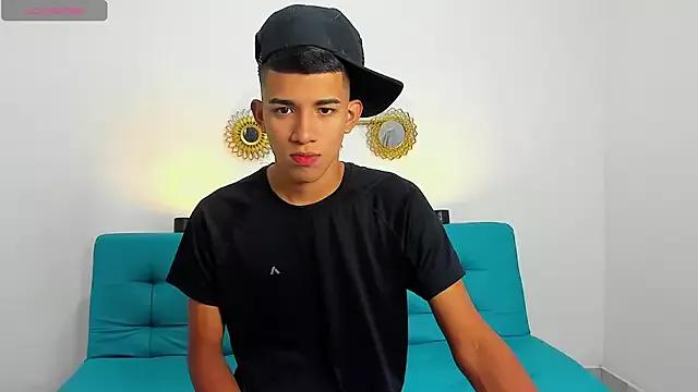Angel_Lamberth from StripChat is Freechat