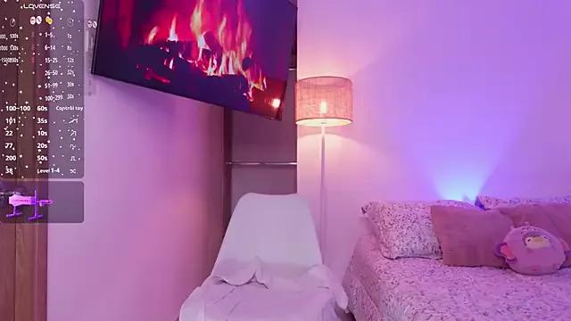 Try our streaming cams variety and talk on a personal level with our adorable girls streamers, showing off their bountiful shapes and dildos.