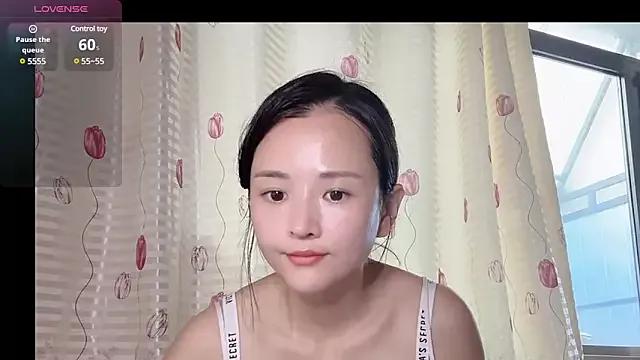 Angela88-- from StripChat is Freechat