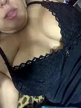 AngelaOliver from StripChat