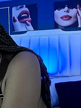 AngelaRoberts from StripChat is Freechat