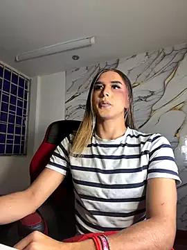 angelgoald1 from StripChat is Freechat