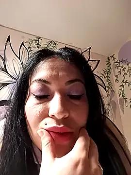 angelicroose2 from StripChat is Freechat