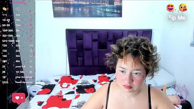 Angeliica_Love from StripChat is Freechat