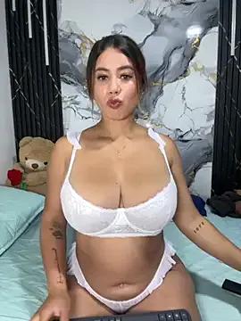 AngelinaDreams from StripChat is Freechat