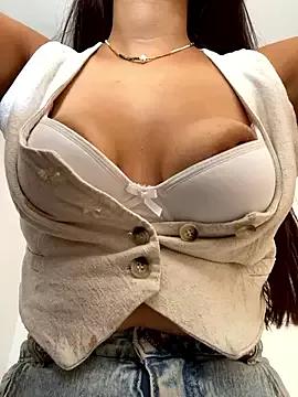 Try our streaming cams variety and talk on a personal level with our adorable girls streamers, showing off their bountiful shapes and dildos.
