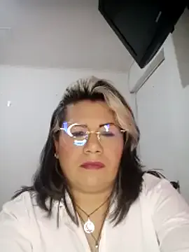 angi_daw from StripChat is Freechat