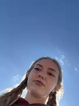 AnieMiller from StripChat is Freechat