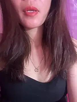 Animee_sara from StripChat is Freechat