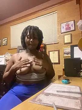 AnitaSweetzzz from StripChat is Freechat