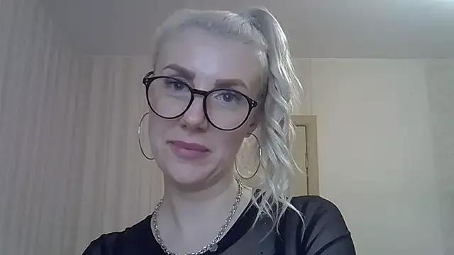 anna_shark77 from StripChat