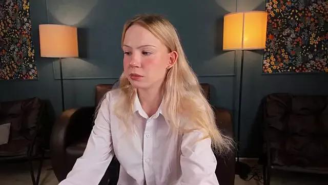 AnnAbbey from StripChat