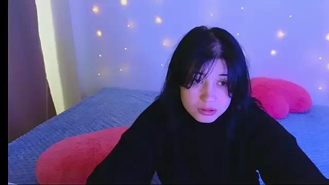 Annabella445 from StripChat